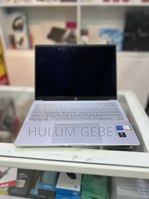 New Laptop HP Pavilion 13 16GB Intel Core i5 SSD 1T