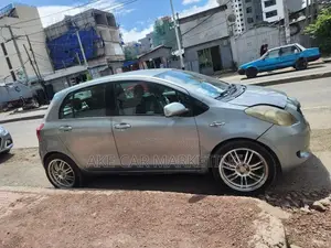 Toyota Yaris 2006 Gray