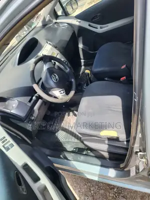 Toyota Yaris 2006 Gray