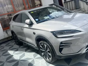 BYD Song Plus 2025 Gold