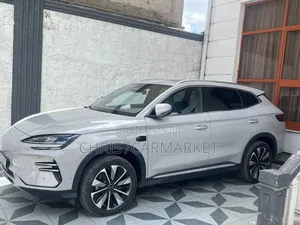 BYD Song Plus 2025 Gold