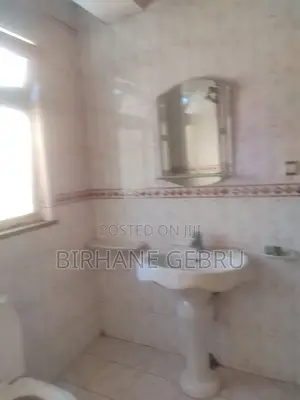 1bdrm House in Studio, Bole for rent