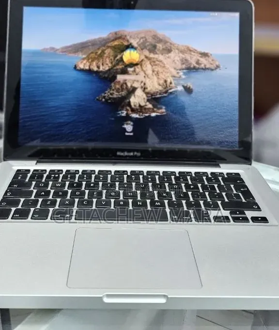 New Laptop Apple MacBook 2012 8GB Intel Core i5 SSD 256GB