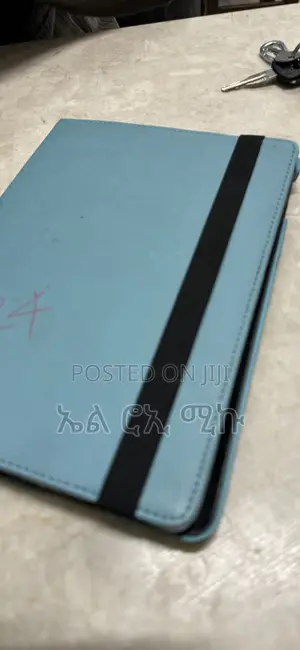 Apple iPad Air 16 GB Gray