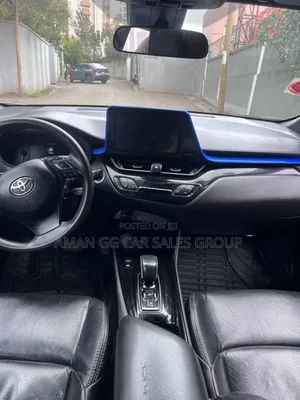 Toyota C-HR 2022 White