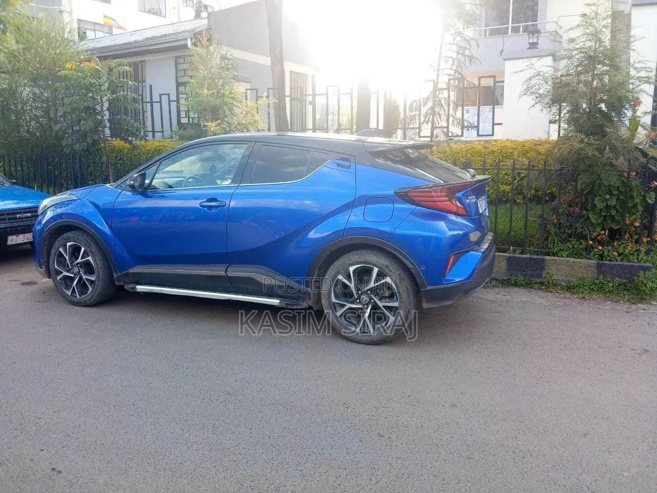Toyota C-HR Limited FWD 2020 Blue