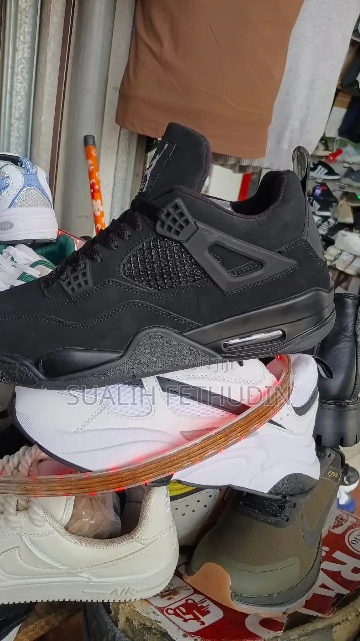 Air Jordan4