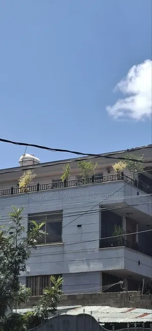 4bdrm Apartment in Addis Abeba, Yeka for rent