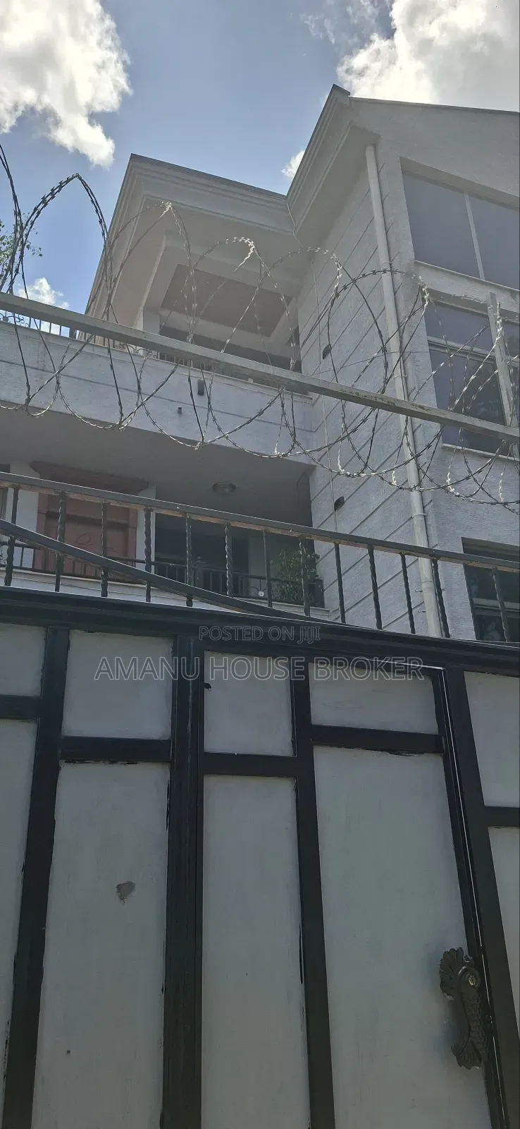 4bdrm Apartment in Addis Abeba, Yeka for rent