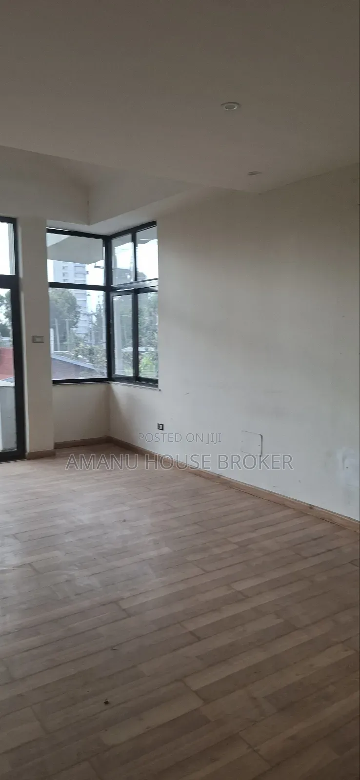 4bdrm Apartment in Addis Abeba, Yeka for rent