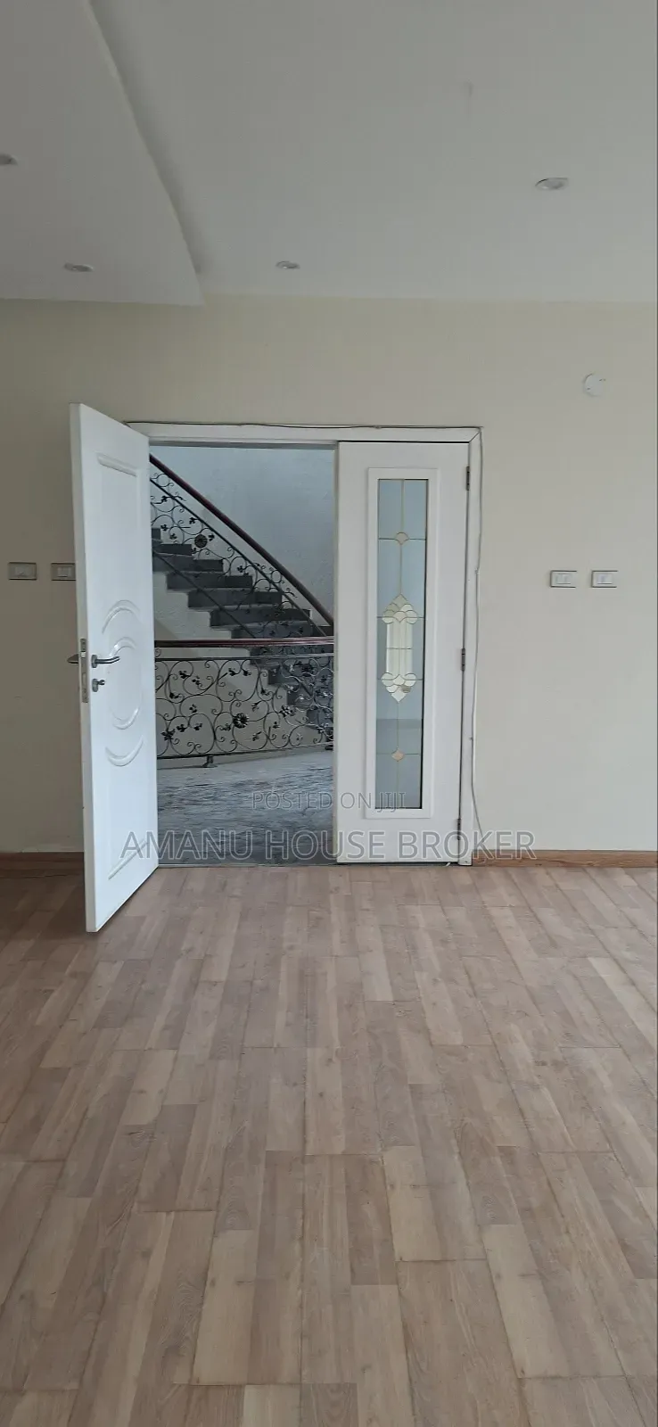 4bdrm Apartment in Addis Abeba, Yeka for rent