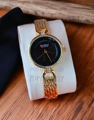 Dior Gold Women's Wristwatch With Black Dial