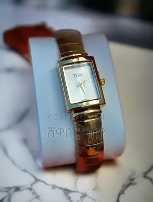 ​Elegant Gold Dior Ladies Watch - Brand New Classic Style