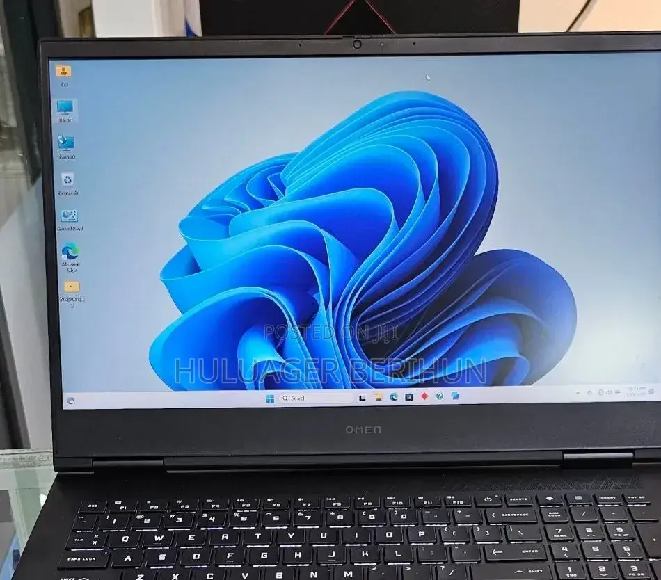 New Laptop HP Omen 16 16GB Intel Core i9 SSD 1T