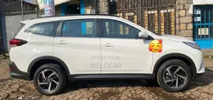 Toyota Rush 2021 White