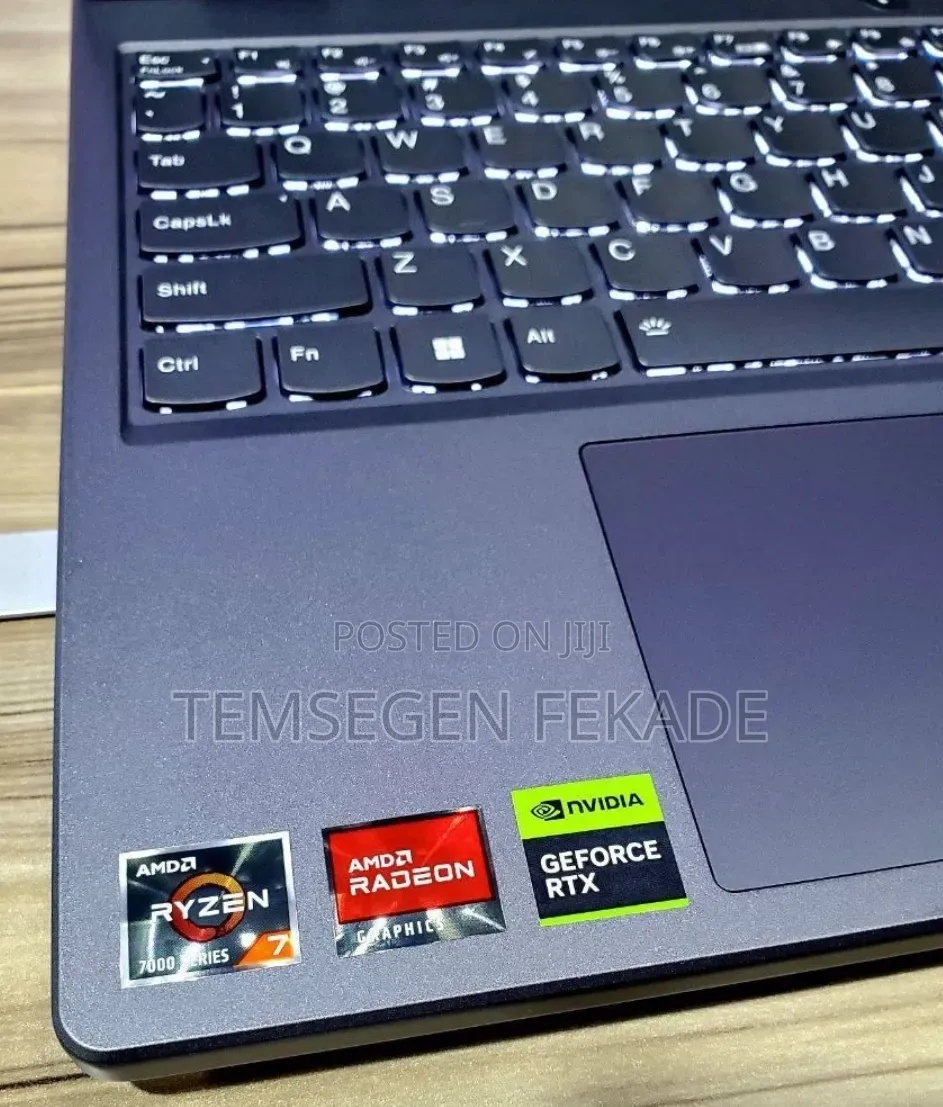 New Laptop Lenovo Legion Slim 5 16GB AMD Ryzen 7 SSD 1T