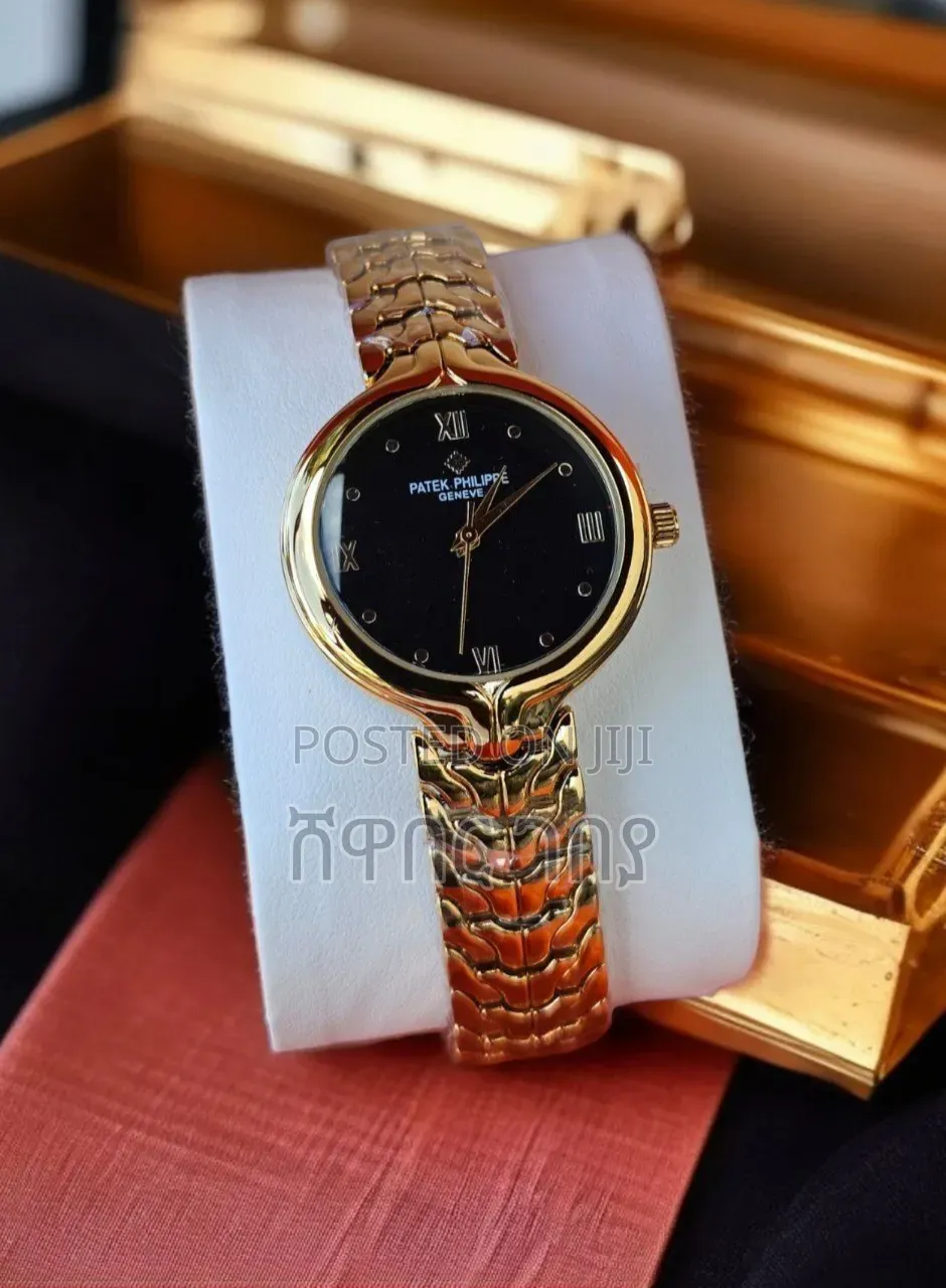 Elegant Patek Philippe Ladies Watch - Gold Bracelet Black Dial