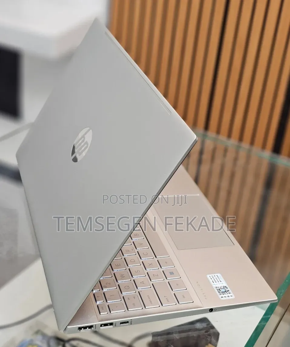 New Laptop HP Pavilion 15 16GB Intel Core i7 SSD 512GB