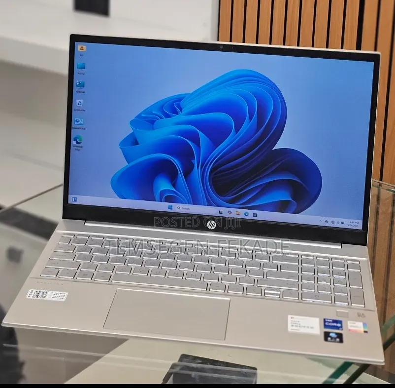 New Laptop HP Pavilion 15 16GB Intel Core i7 SSD 512GB