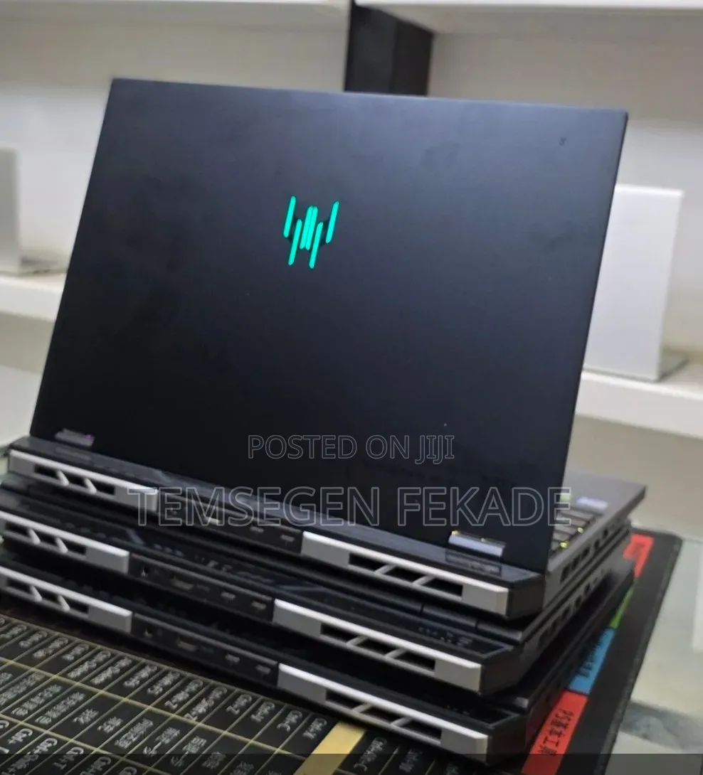 New Laptop Acer Predator Helios Neo 16 16GB Intel Core i9 SSD 1T