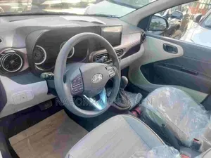 New Hyundai I10 2023 Gray