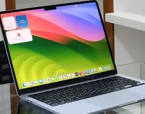 New Laptop Apple MacBook Air 2025 M4 13-inch 16GB Apple M4 SSD 256GB