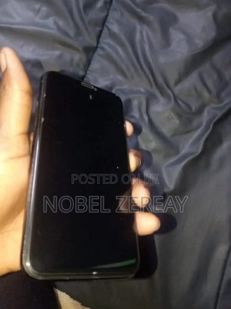 Apple iPhone 11 Pro 64 GB Gray