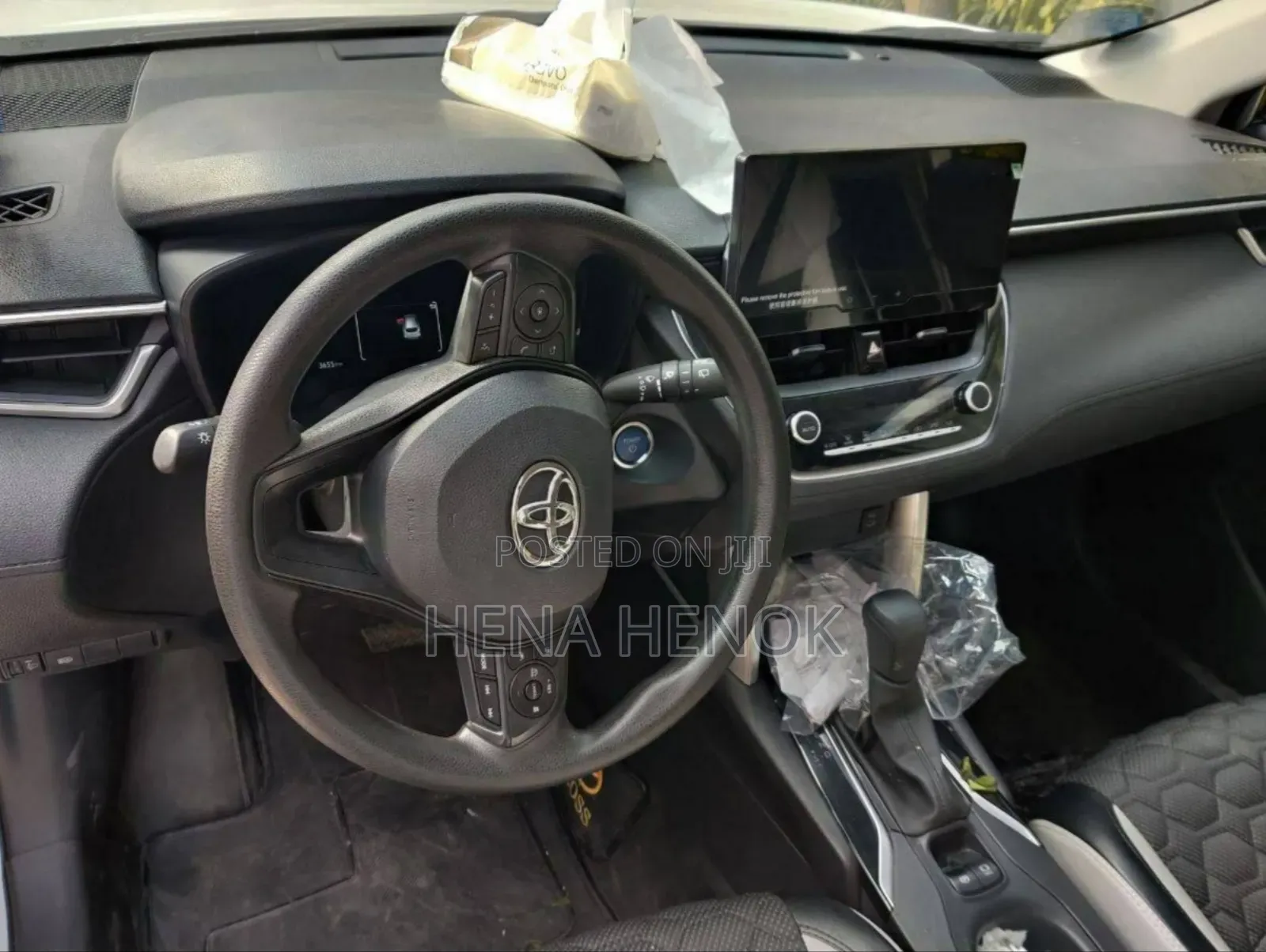 Toyota Corolla 2024 White