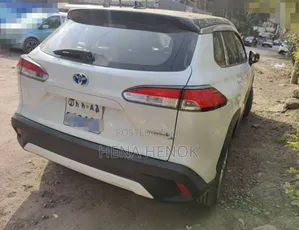 Toyota Corolla 2024 White