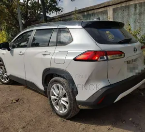 Toyota Corolla 2024 White