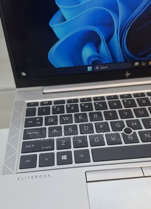 New Laptop HP EliteBook 840 G7 16GB Intel Core i5 SSD 512GB