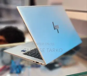 New Laptop HP EliteBook 840 G9 8GB Intel Core i7 SSD 512GB
