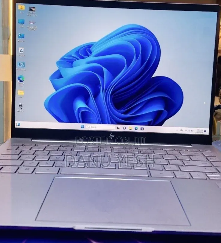 New Laptop HP EliteBook 840 G8 16GB Intel Core i7 SSD 512GB