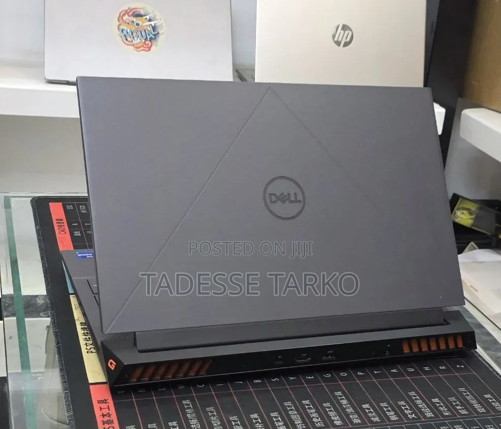 New Laptop Dell G15 5511 16GB Intel Core i7 SSD 1T