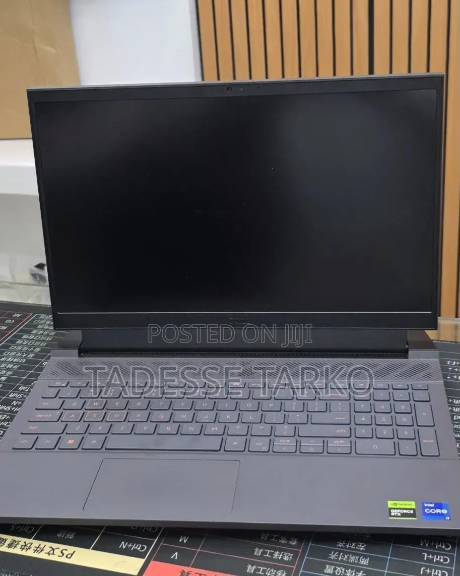 New Laptop Dell G15 5511 16GB Intel Core i7 SSD 1T