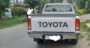 Toyota Hilux 3.0 D-4D Double Cab 2008 White