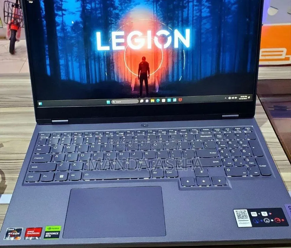 New Laptop Lenovo Legion 5 16GB AMD Ryzen 7 SSD 1T