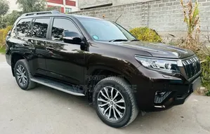 Toyota Land Cruiser Prado 2023 Matt Black
