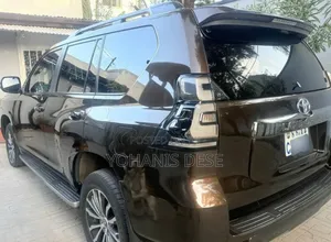 Toyota Land Cruiser Prado 2023 Matt Black