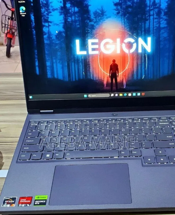 New Laptop Lenovo Legion 5 16GB AMD Ryzen 7 SSD 512GB