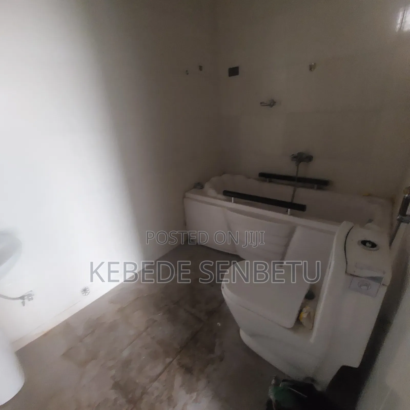 8bdrm House in Oromia, East Shewa for rent