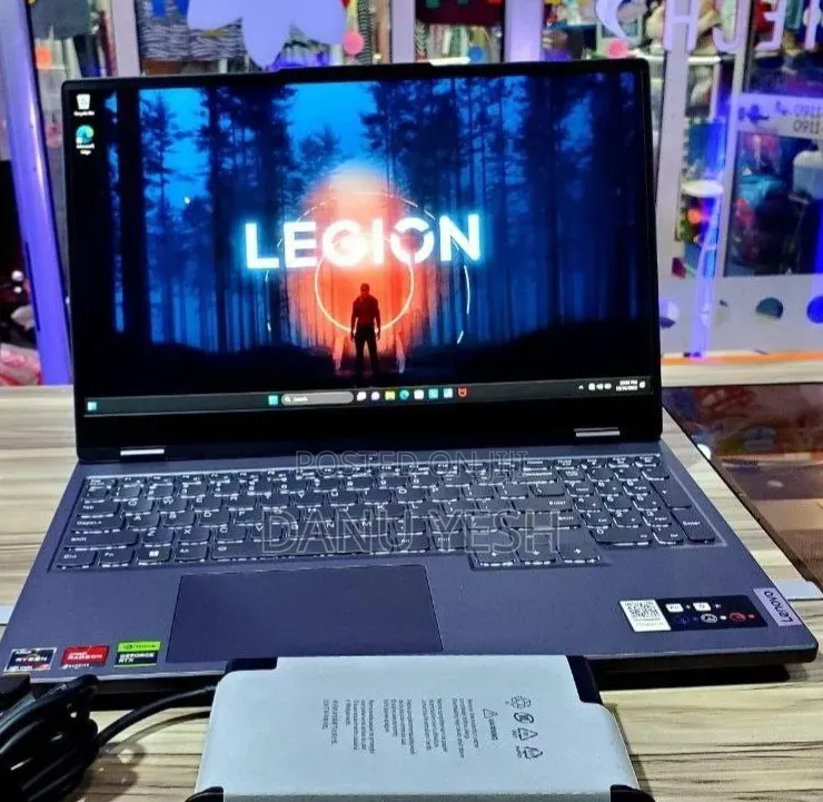 New Laptop Lenovo Legion 5 16GB AMD Ryzen 7 SSD 1T