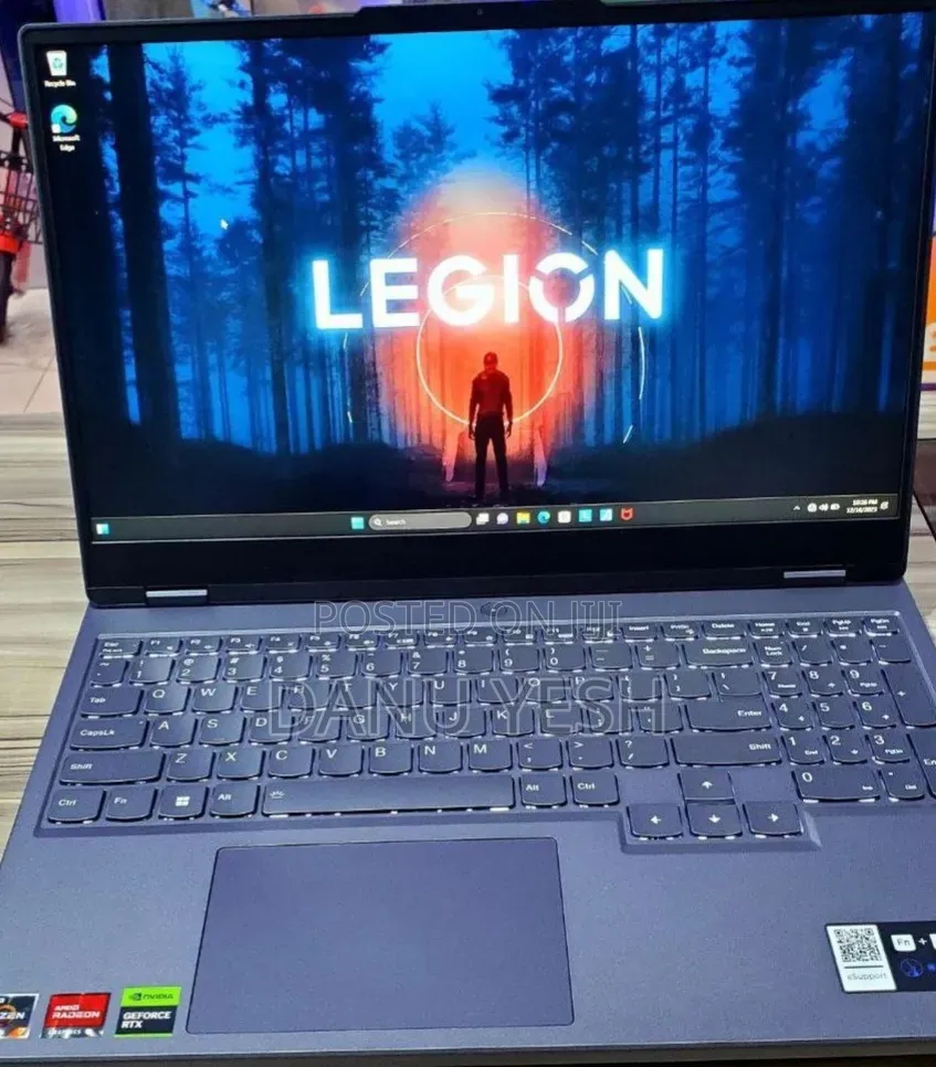 New Laptop Lenovo Legion 5 16GB AMD Ryzen 7 SSD 1T