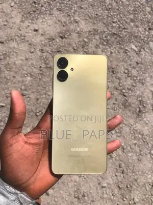 Samsung Galaxy A06 128 GB Gold