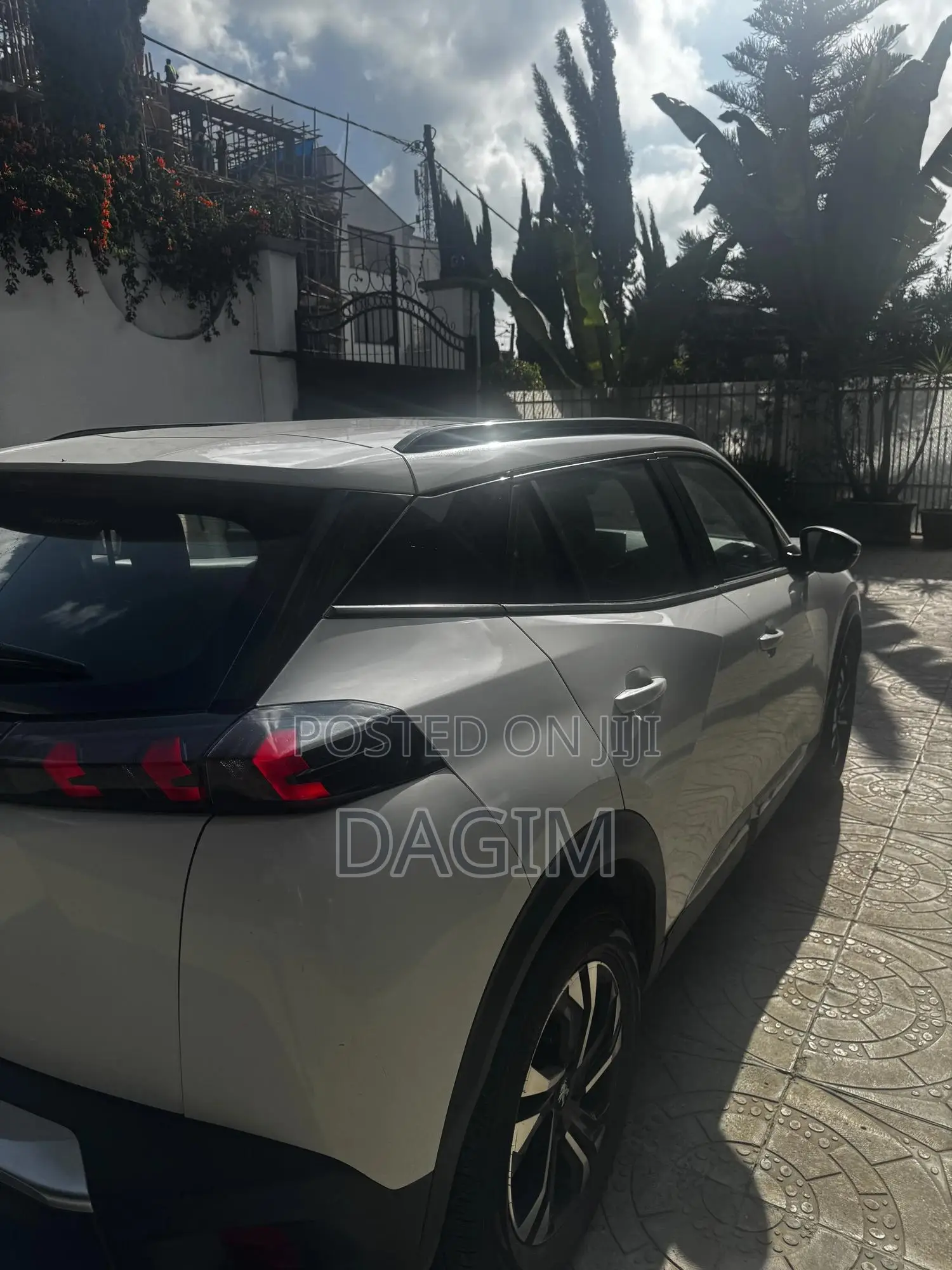 Peugeot 2008 2022 White