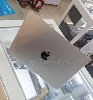 New Laptop Apple MacBook Air 2022 M2 16GB Apple M2 SSD 256GB
