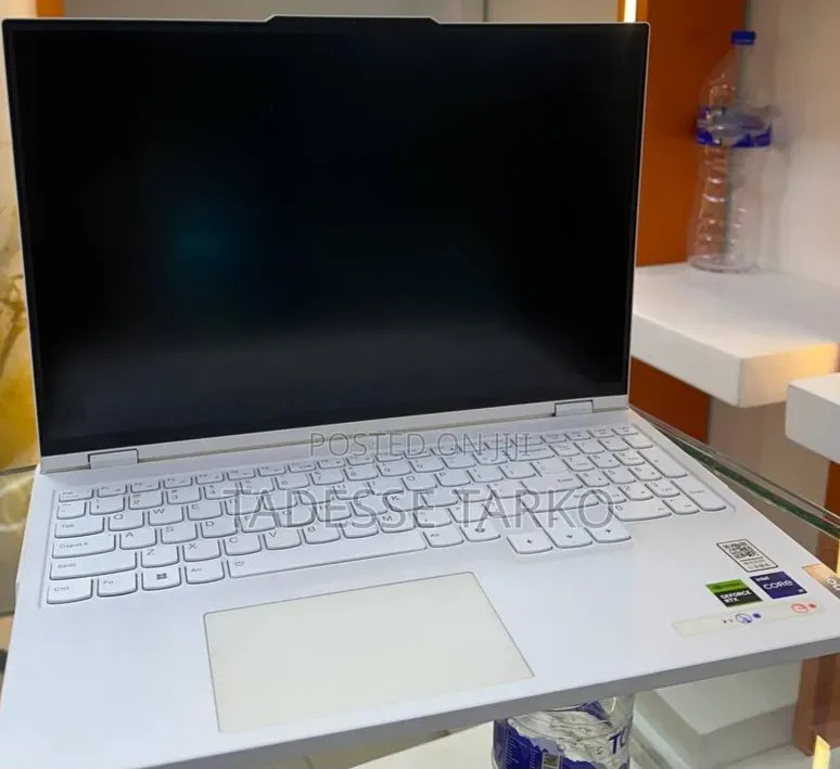 New Laptop Lenovo 16GB Intel Core i9 SSD 1T