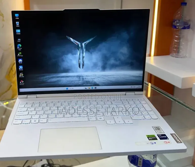 New Laptop Lenovo 16GB Intel Core i9 SSD 1T