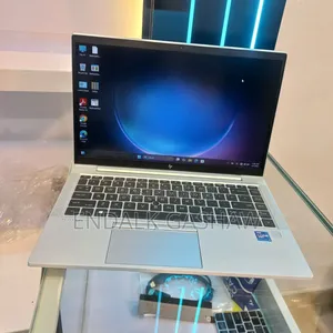 New Laptop HP EliteBook 840 G8 16GB Intel Core i7 SSD 512GB