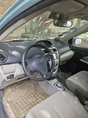 Toyota Yaris 2005 Green